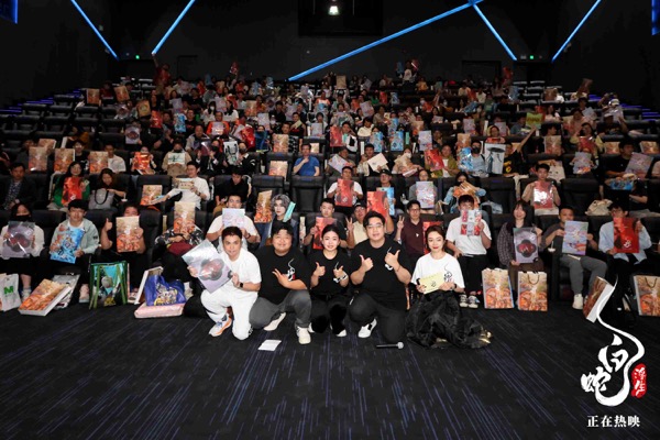 2上海场全场大合影.jpg